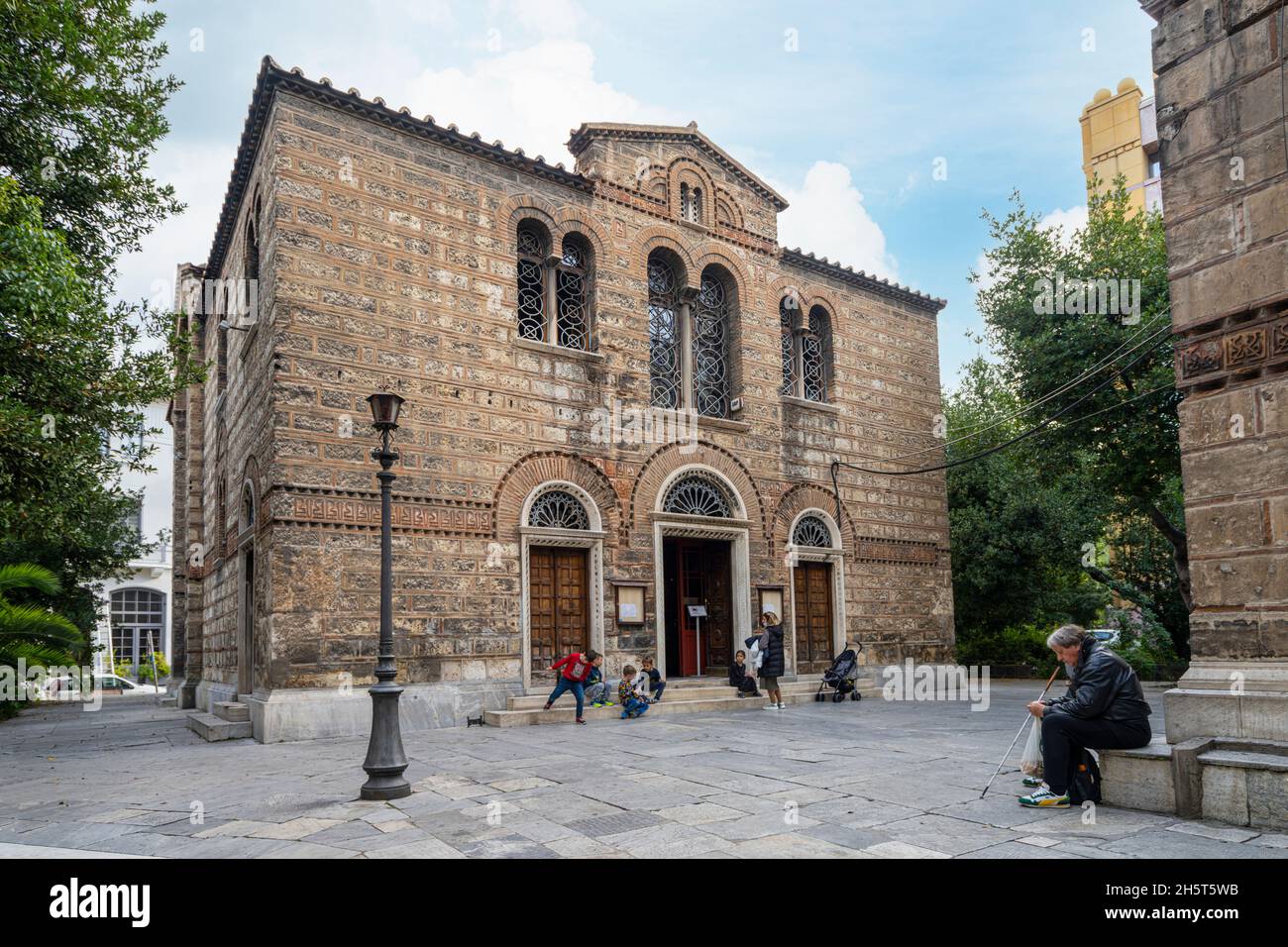 Athènes, Grèce.Novembre 2021.Vue extérieure de l'église Sotera Lykodemos - Sainte Trinité dans le centre-ville Banque D'Images