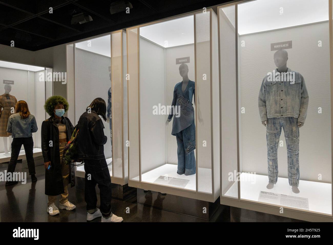 'In America: A Lexique of Fashion' au Metropolitan Museum of Art de New York, USA 2021 Banque D'Images