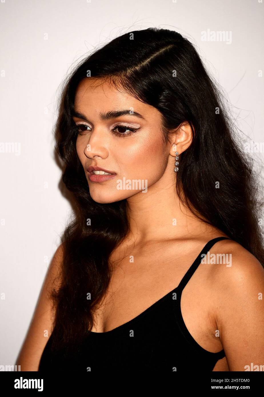 New York, États-Unis, 10 novembre 2021 en photo Rachel Zegler participe aux Prix de mode 2021 de la CFDA, qui se tiennent au Pool and Grill Restaurant Credit: Jennifer Graylock/Alay Live News Banque D'Images