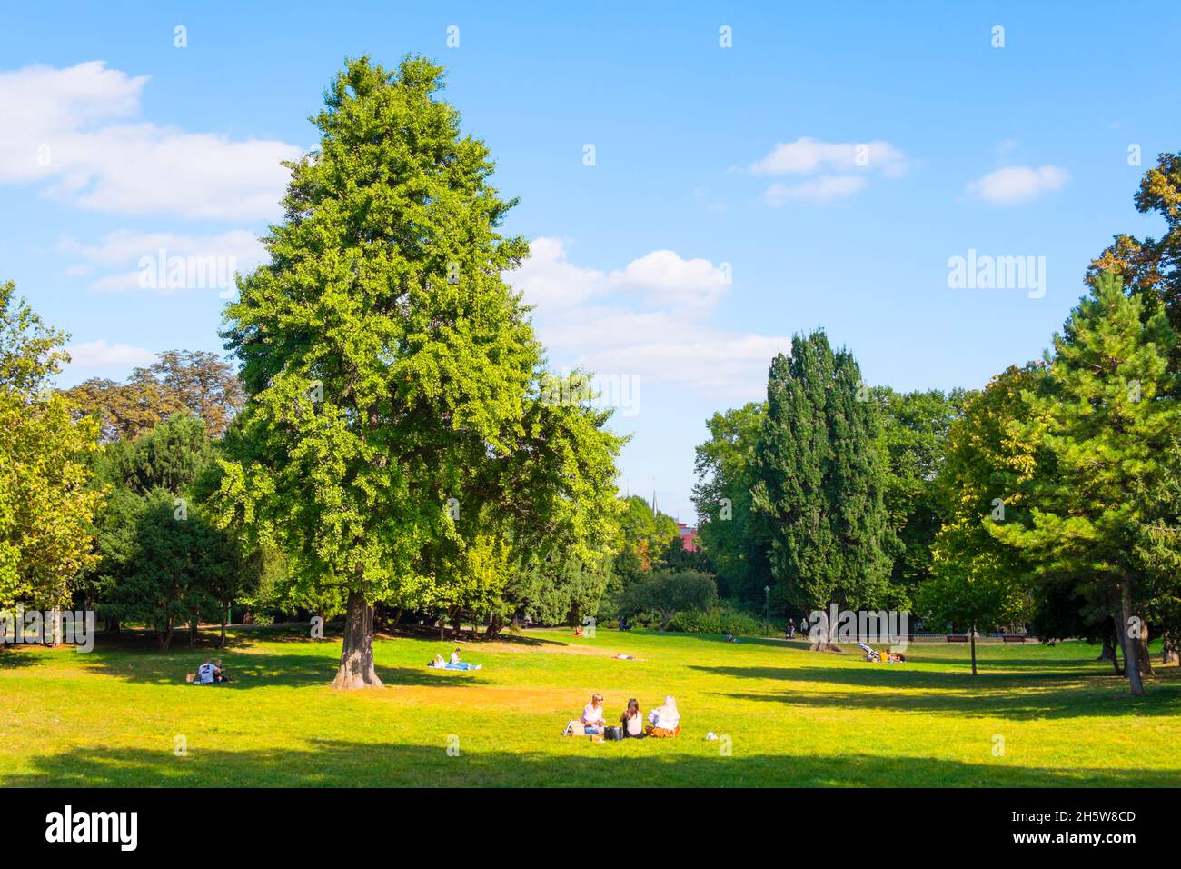 Parc de letna Banque de photographies et d’images à haute résolution ...