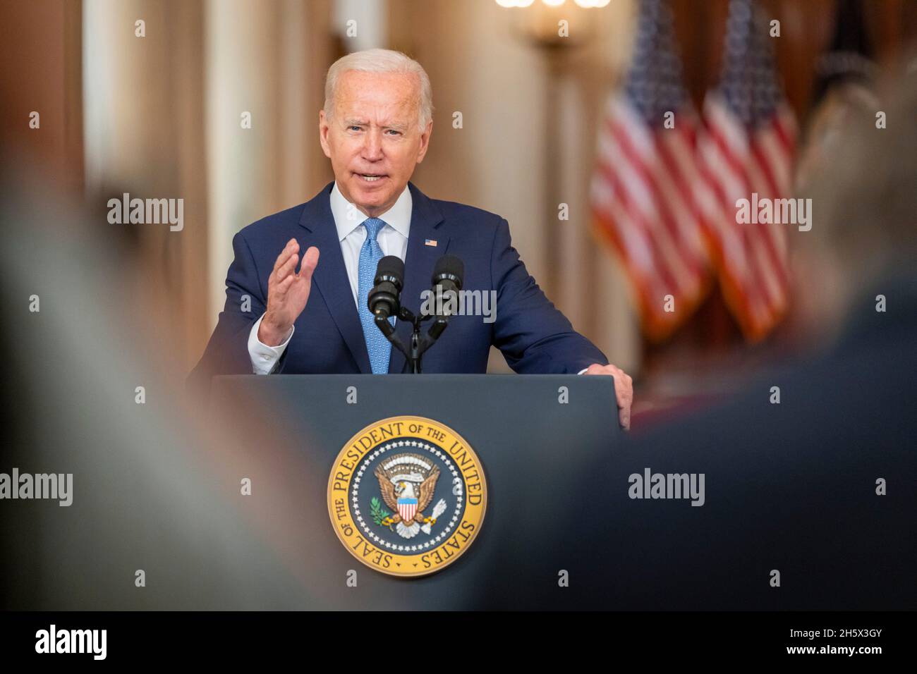 Washington, États-Unis.31 août 2021.Le président américain Joe Biden prononce un discours sur la fin de la guerre en Afghanistan, dans la salle à manger de l'État de la Maison Blanche le 31 août 2021 à Washington, D.C. Credit: Adam Schultz/White House photo/Alay Live News Banque D'Images