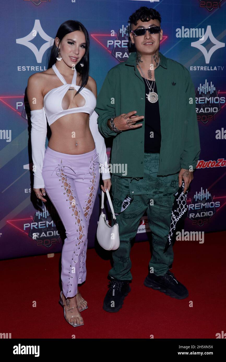 2021 radio Awards, un événement qui reconnaît le meilleur de la musique mexicaine régionale, et qui se tient pour la première fois au Mexique Banque D'Images