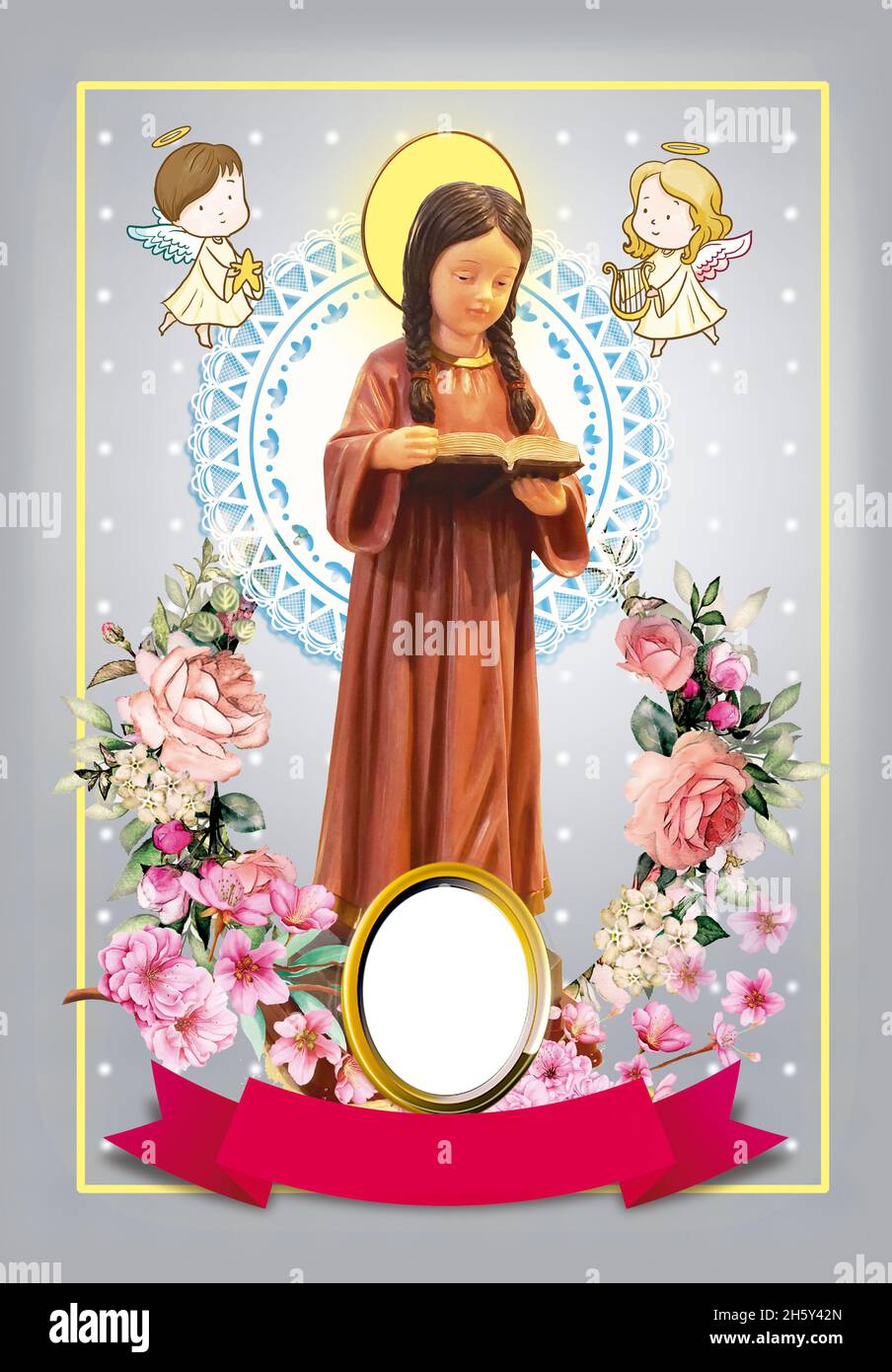 ILLUSTRATION DE LA VIERGE MARIE LISANT SES PRIÈRES, ENTOURÉE D'UN ARC DE FLEURS Banque D'Images