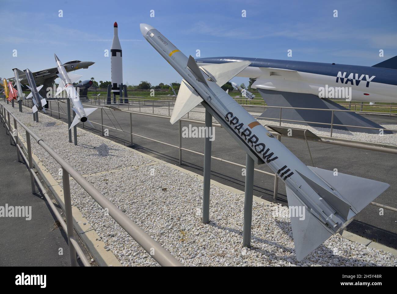Exposition de systèmes d'armes à la base aérienne navale de point Mugu (NAS), près d'Oxnard CA Banque D'Images