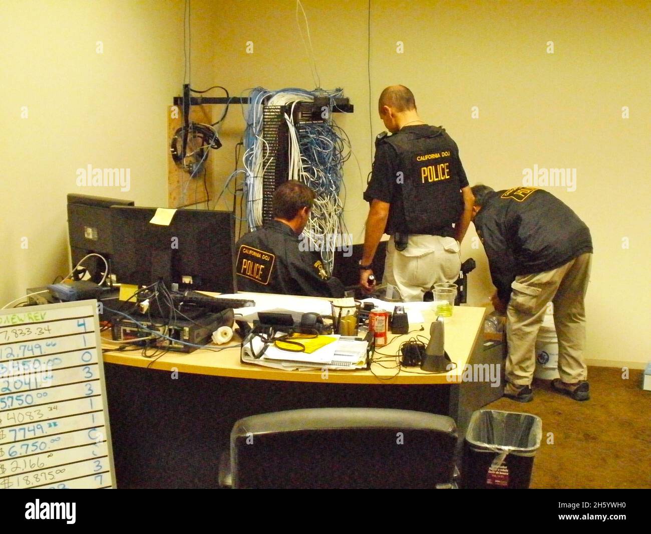 Procureur général Kamala Harris Sues cabinets d'avocats engagés dans la masse nationale Joinder fraude hypothécaire ca.17 août 2011 Banque D'Images