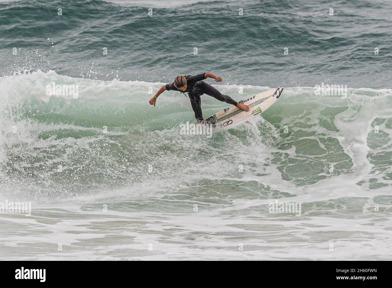 Florianópolis (SC), 12/11/2021 - Esporte / Surf - Ocorre nesta sexta-feira (12) o WSL qualificative Series na Praia Mole em Florianópolis, Santa Catarina Banque D'Images