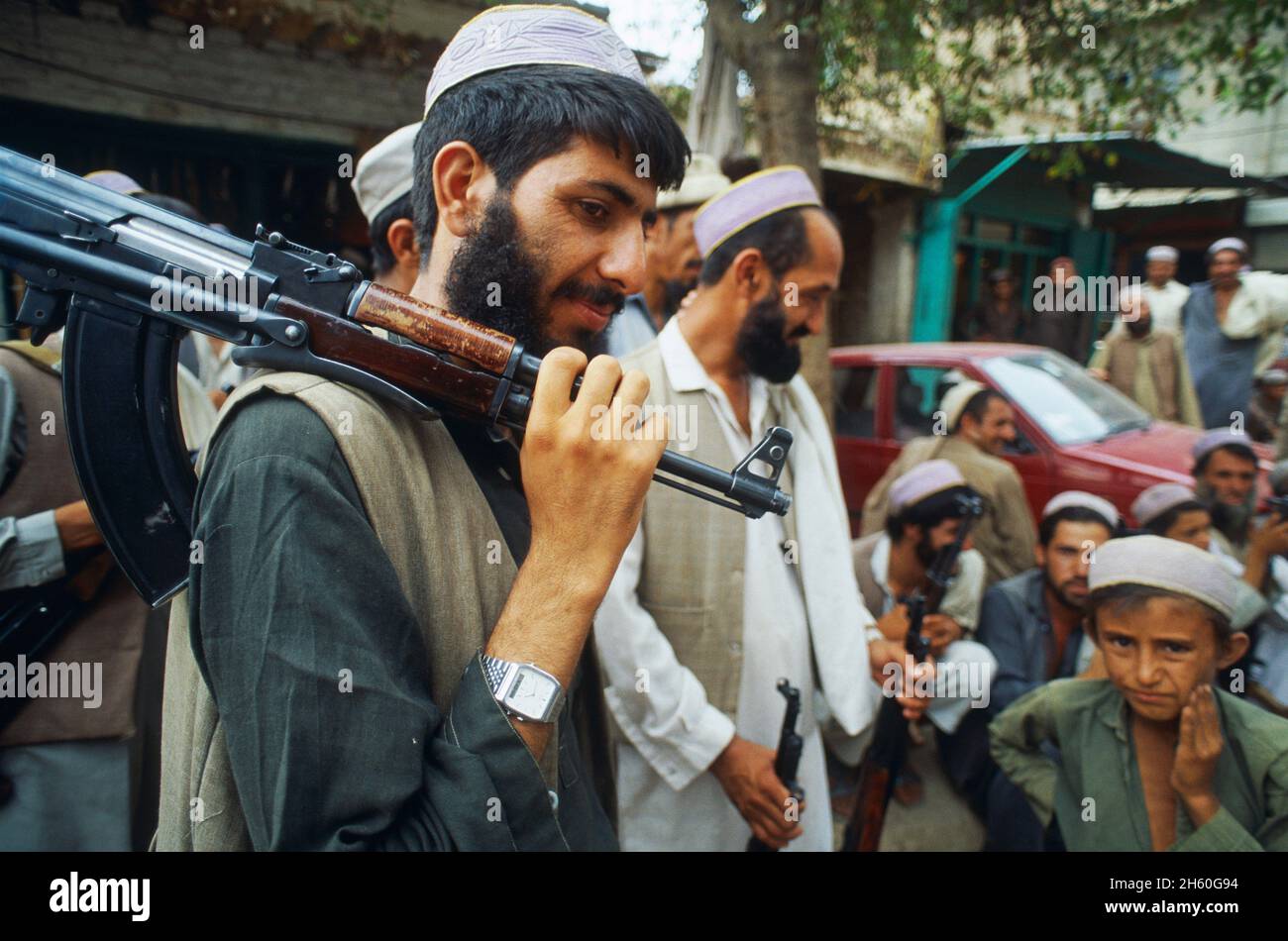 Pakistan, Khyber Pakhtunkhwa, zone tribale, magasin d'armement à Darra Banque D'Images