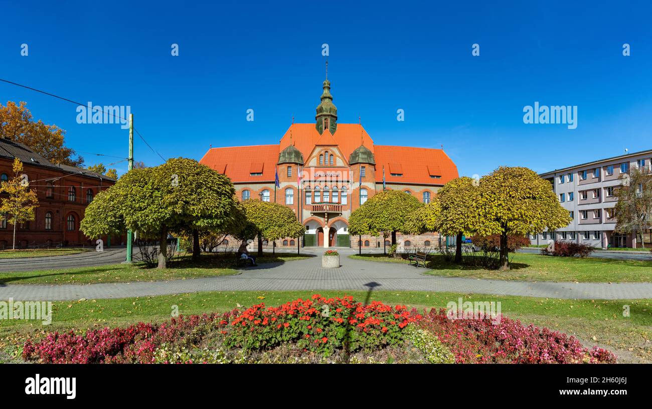 Une photo de l'hôtel de ville de Vítkovice. Banque D'Images