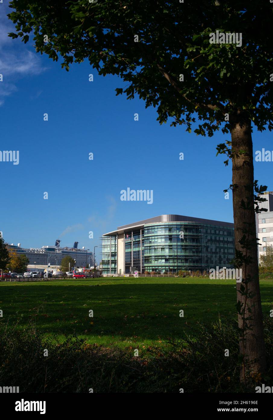Carnival Royaume-Uni bureaux de Southampton à Harbor Parade.Carnival est un leader du marché des croisières P&O Cruises et Cunard. Banque D'Images
