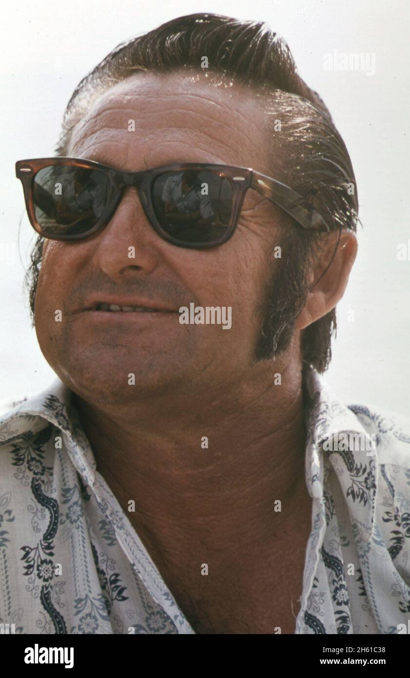 Lac Borgne oysterman ; Louisiane ca.Juin 1973 Banque D'Images