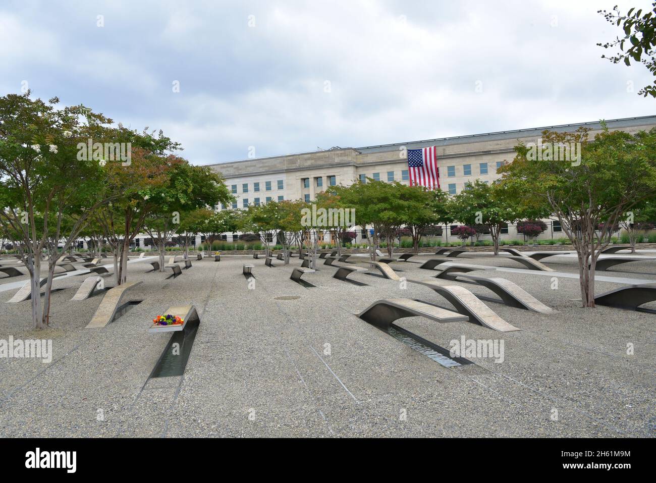 Reportage : le Mémorial national du Pentagone de 9/11 est vu à l'occasion du 19e anniversaire des attentats terroristes du 11 septembre, Washington, D.C., le 11 septembre 2020. Banque D'Images