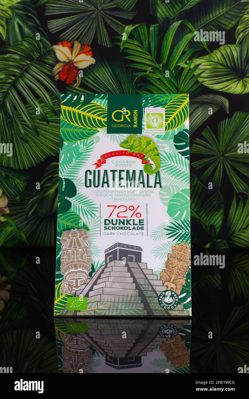 Prague, République Tchèque - 1er novembre 2021 : Chocolate Georgia Ramon.La société Georgia Ramon est la première machine à café de grains de café allemands.La société Banque D'Images