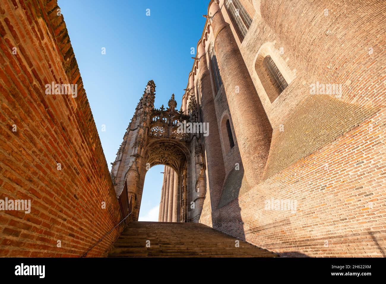 La cathédrale Sainte Cécile et le baldachin d'Albi, dans le Tarn, en Occitanie, France Banque D'Images