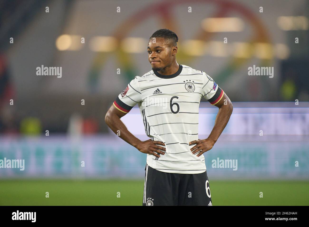 Ridle Bakou, DFB 6 dans le match ALLEMAGNE - LIECHTENSTEIN 9-0 qualification pour les Championnats du monde 2022 au Qatar, WM Quali, saison 2021/2022, 11 nov. 2021 à Wolfsburg,Allemagne.© Peter Schatz / Alamy Live News Banque D'Images