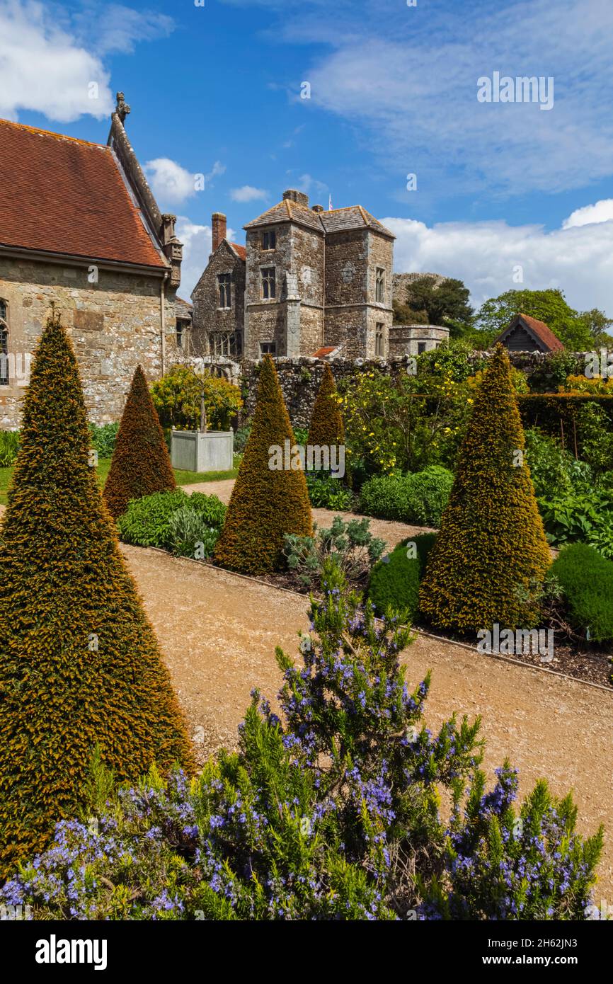 angleterre,ile de wight,newport,château de carisbrooke,jardin de princesse beatrice et maison des seigneurs bâtiment Banque D'Images