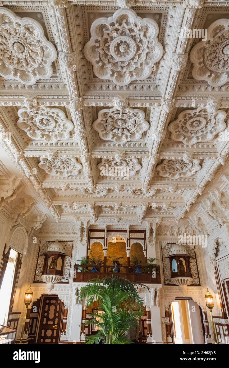 angleterre, île de wight, cowes est, osborne house, l'ancienne maison de la reine victoria et prince albert, la salle durbar montrant le détail de plafond de style indien Banque D'Images