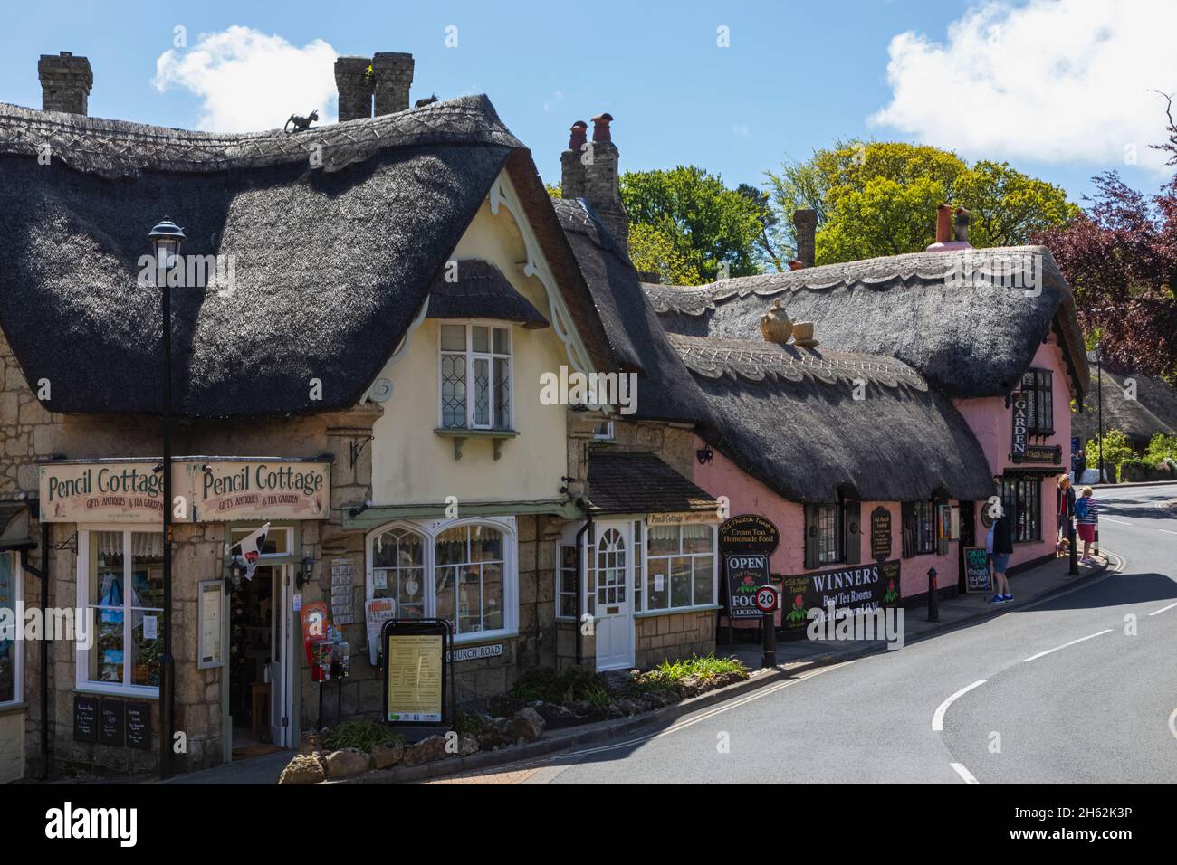 angleterre, île de wight, vieux village de shanklin, le vieux tach teashop et crayon cottage thé jardin thatched magasins de toit Banque D'Images