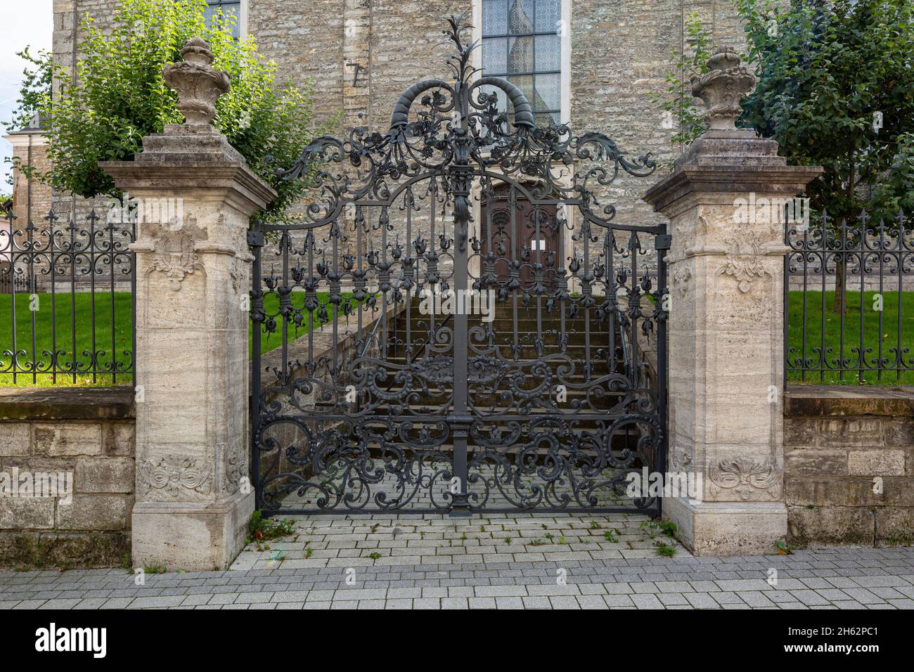 allemagne,mettmann,bergisches land,niederbergisches land,niederberg,rhénanie,du nord-westphalie,magnifique porte d'elberfeld en face de l'entrée principale église évangélique freiheitstrasse,fer forgé,rococo Banque D'Images