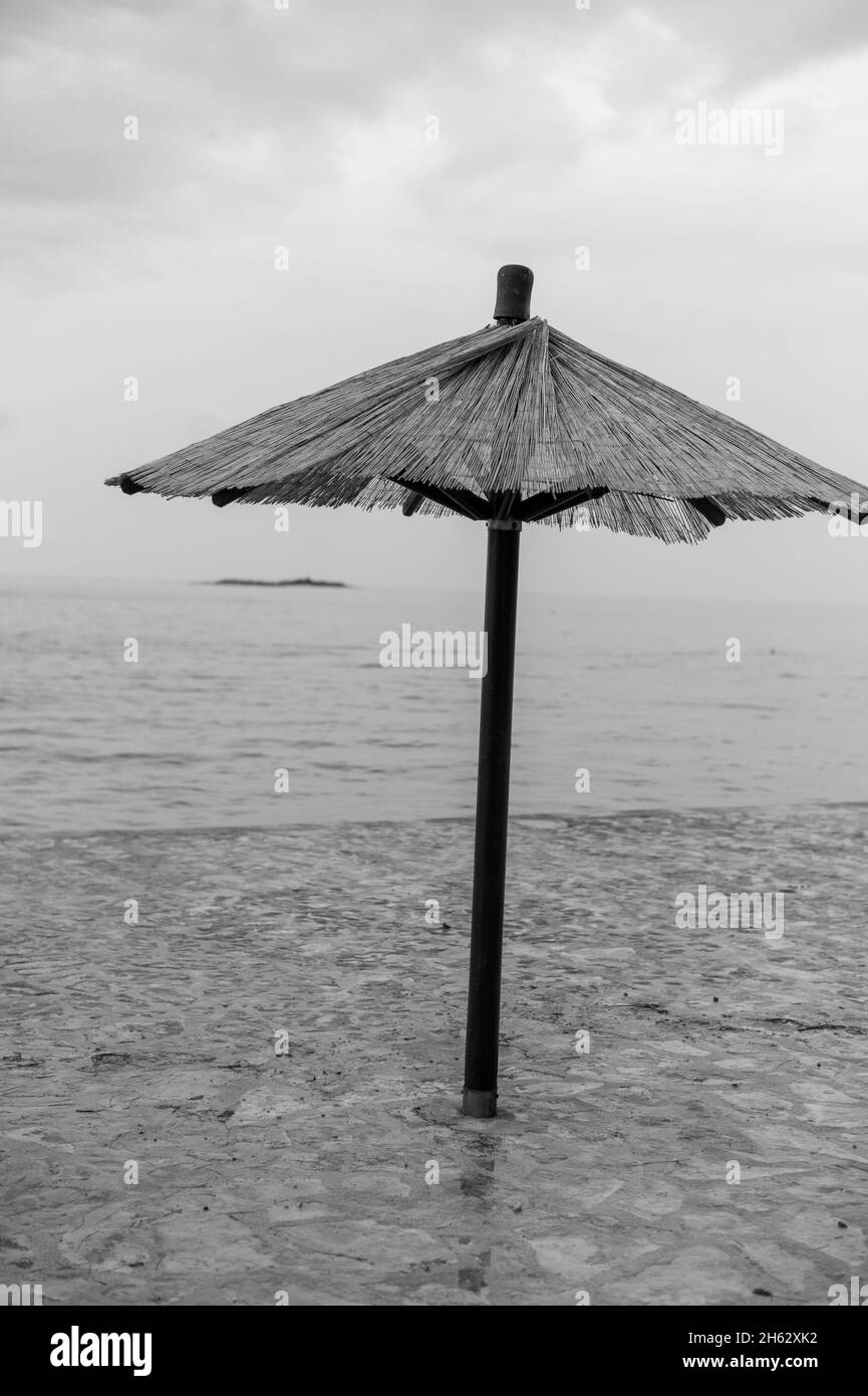 s'amuser à la plage d'istria, croatie Banque D'Images