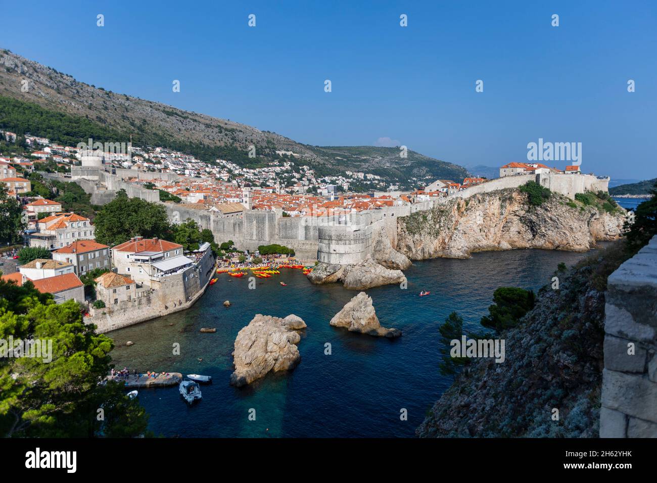 promenade autour de dubrovnik, croatie - célèbre lieu de tournage pour le jeu de thrones. il s'appelle: le débarquement du roi Banque D'Images