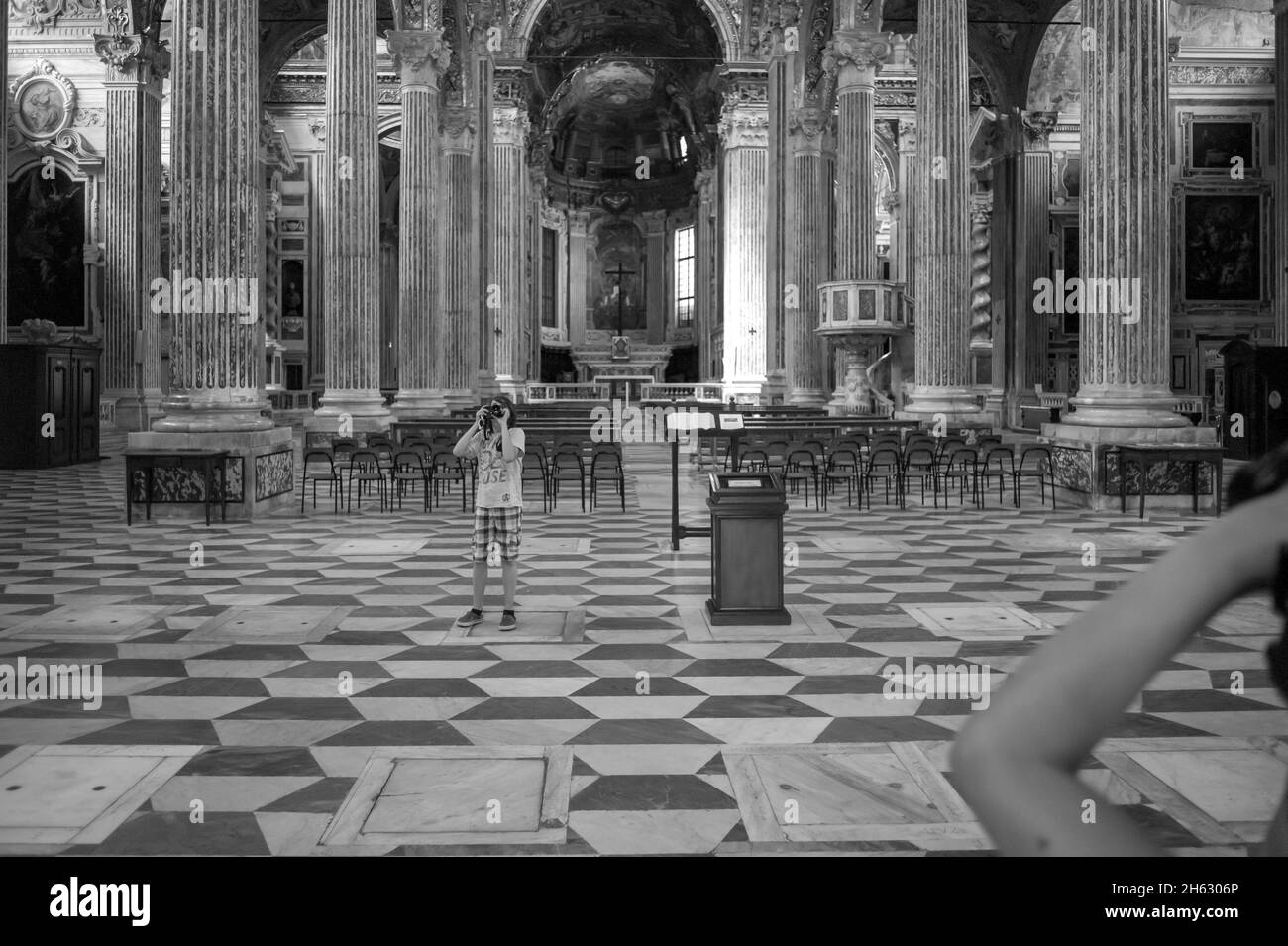 l'intérieur de la basilique della santissima annunziata del vastato à genao, en italie. cette cathédrale est décorée par les grands studios et artistes baroques de gênes au xviie siècle Banque D'Images