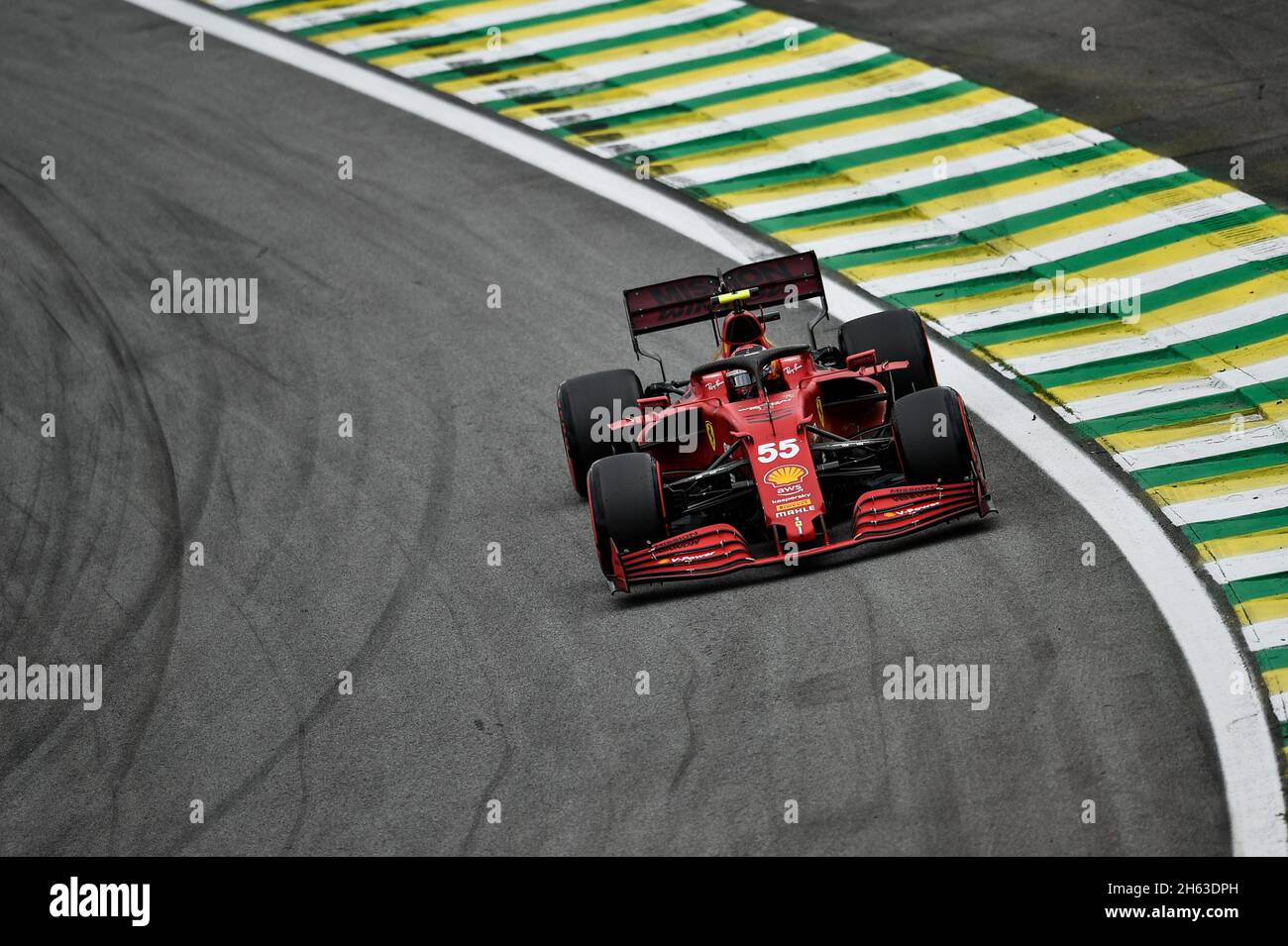 SP - Sao Paulo - 11/12/2021 - FORMULE 1 GP BRASIL 2021, ENTRAÎNEMENT - voiture du pilote espagnol Carlos Saiz de l'écurie Ferrari pendant l'entraînement au Grand Prix de Sao Paulo sur le circuit mondial de Formule 1 pendant la saison 2021.Photo: Duda Bairros/ AGIF/Sipa USA Banque D'Images