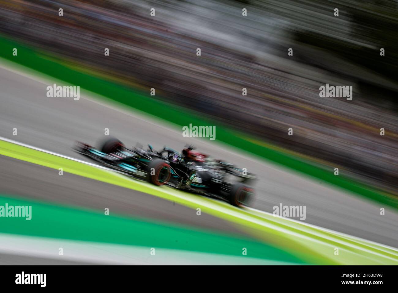 SP - Sao Paulo - 11/12/2021 - FORMULE 1 GP BRASIL 2021, ENTRAÎNEMENT - Mercedes Team pilote britannique Lewis Hamilton pendant l'entraînement pour le Grand Prix de Sao Paulo sur le circuit mondial de Formule 1 en saison 2021.Photo: Duda Bairros/ AGIF/Sipa USA Banque D'Images