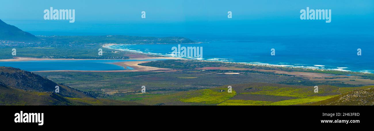 littoral, estuaire de la rivière et plaine inondable, kleinmond, sud du cap, afrique du sud. Banque D'Images