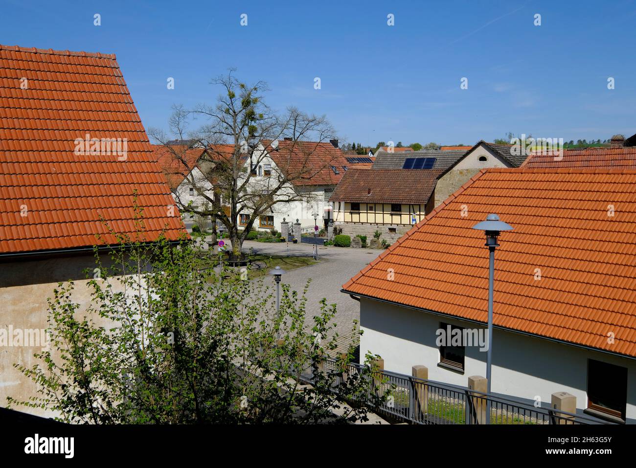 vue sur la ville de prapach, quartier de la ville de haßfurt, quartier de hassberge, basse-franconie, bavière, allemagne Banque D'Images
