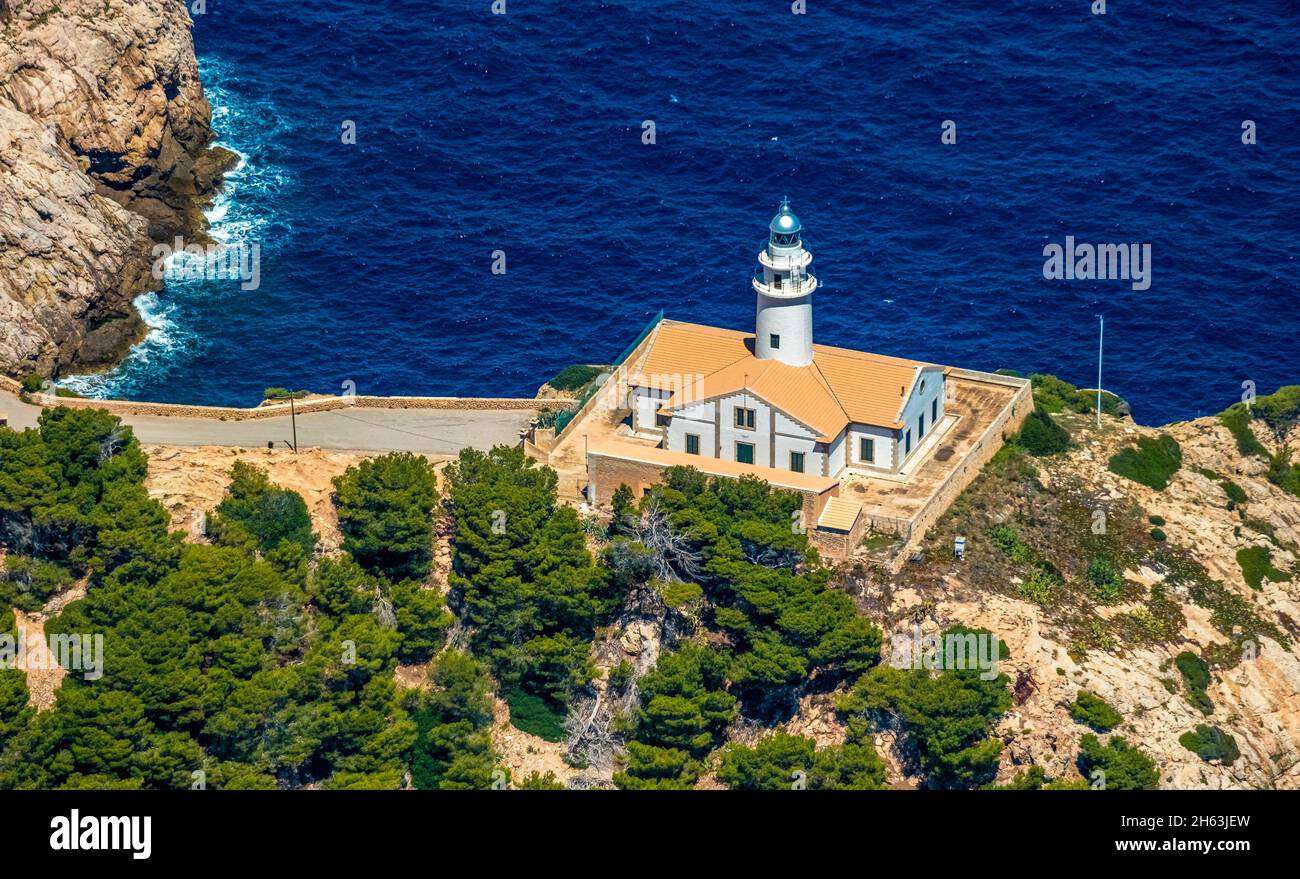 vue aérienne, loin de capdepera phare sur punta de capdepera, iles baléares,mallorca,capdepera,espagne Banque D'Images