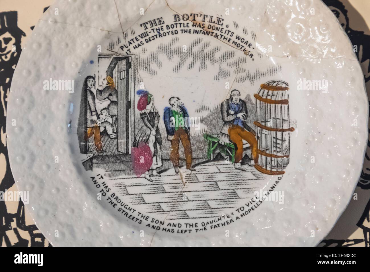 angleterre, southampton, maison tudor et musée de jardin, exposition d'une plaque de l'époque victorienne montrant les effets sociaux nocifs de la consommation d'alcool Banque D'Images