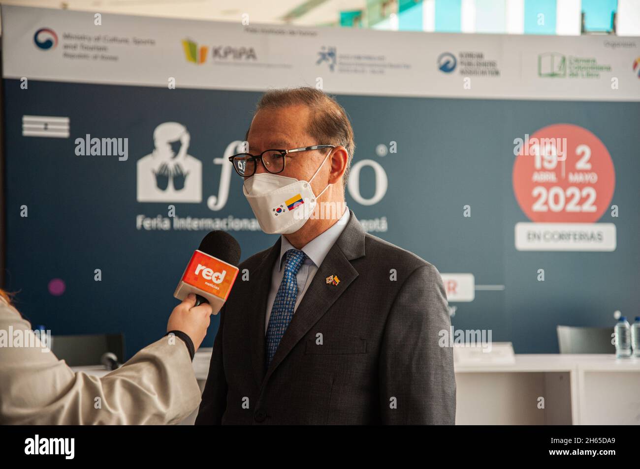 Choo Jong-Youn Ambassadeur pour la république de Corée du Sud en Colombie lors de l'annonce par le Ministère colombien de la Culture de l'invitée Banque D'Images