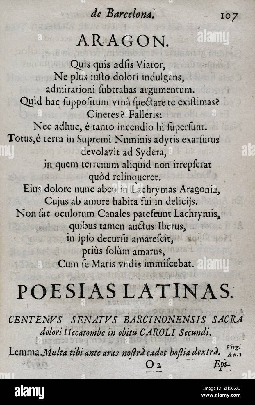 Décès de Charles II d'Espagne (1661-1700).Larmes d'Amour, versées par l'éminente ville de Barcelone... dans les magnifiques rituels de deuil consacrés à la mémoire bien-aimée et vénérée de son roi et Seigneur décédé, don Carlos II…('Lagrimas amantes de la excelentissima ciudad de Barcelona, con que agradecida a las reales finezas y benevos, demuestra su amor y su dolor, en las magnifilas exequias que celeó a las amadas y venerables memorias de su difunto Rey y Señor, D. Carlos II').Par Josep Rocaberti.Edition à Barcelone, dans l'impression de Juan Pablo Marti, par Francisco Barnola, 1701.Histo Banque D'Images
