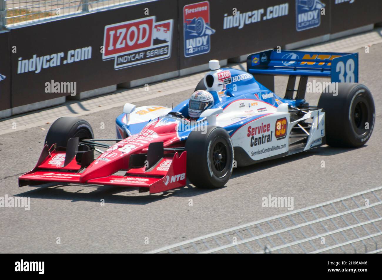 Voiture de course Honda sur piste de course Banque D'Images