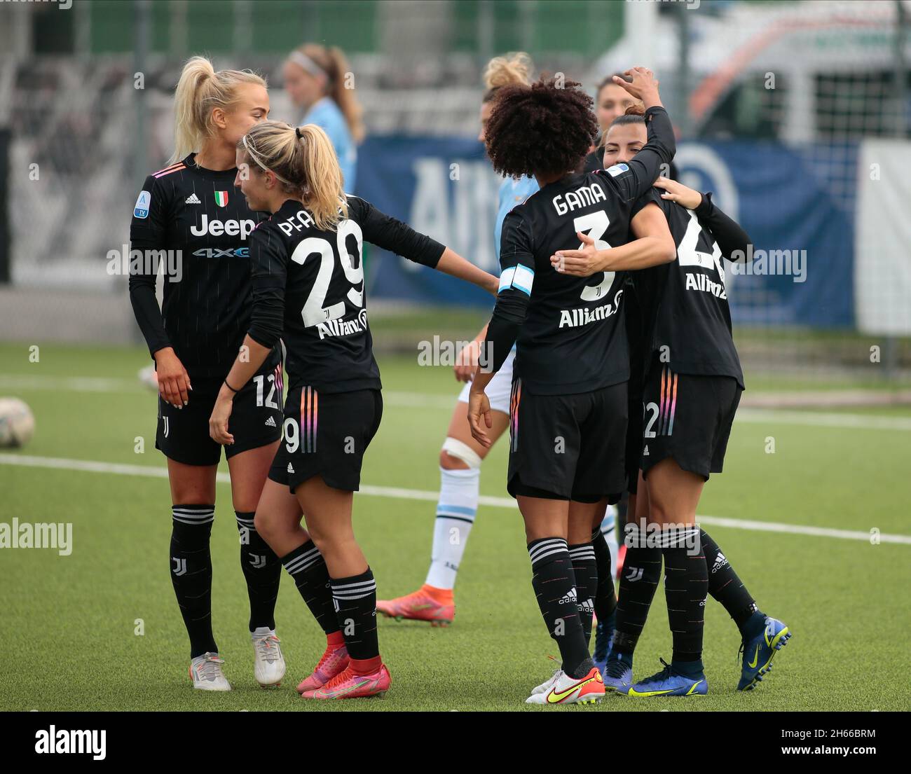 Vinovo, Italie.13 novembre 2021.Juventus Women / Lazio Women crédit: Nderim Kacili/Alay Live News Banque D'Images Vinovo, Italie.13 novembre 2021.Juventus Women / Lazio Women crédit: Nderim Kacili/Alay Live News Banque D'Images