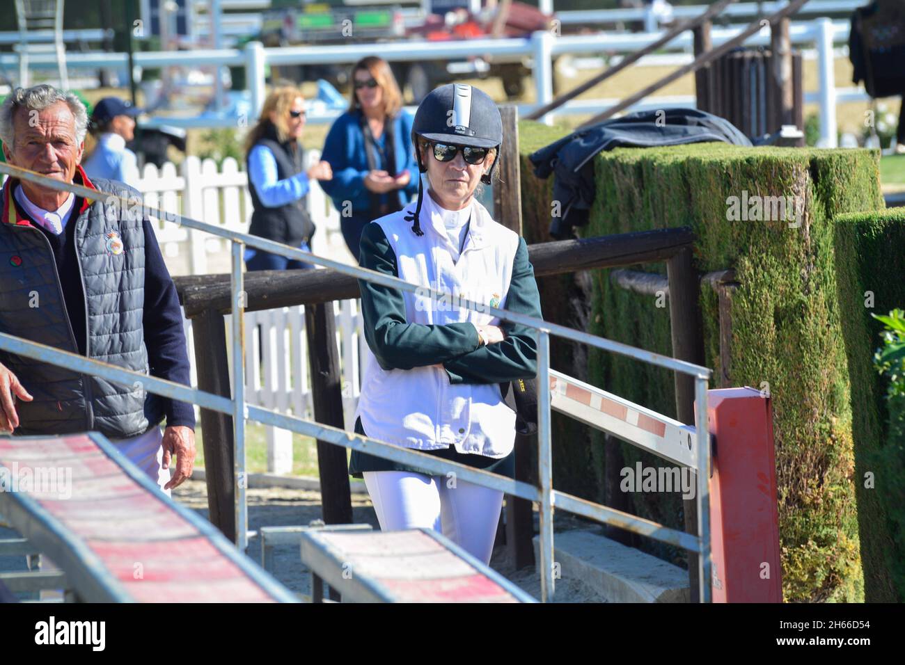 Séville, Espagne.13 novembre 2021.L'Infanta Elena assiste aux sauts dans la Hipica de Pineda, samedi, 13 novembre, 202 crédit: CORDO PRESSE/Alay Live News Banque D'Images