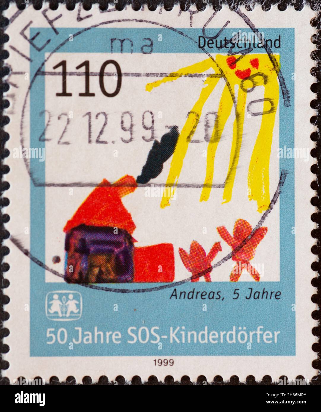ALLEMAGNE - VERS 1999: Timbre-poste de l'Allemagne, montrant un dessin d'enfants à l'occasion de 50 ans de villages d'enfants SOS Banque D'Images