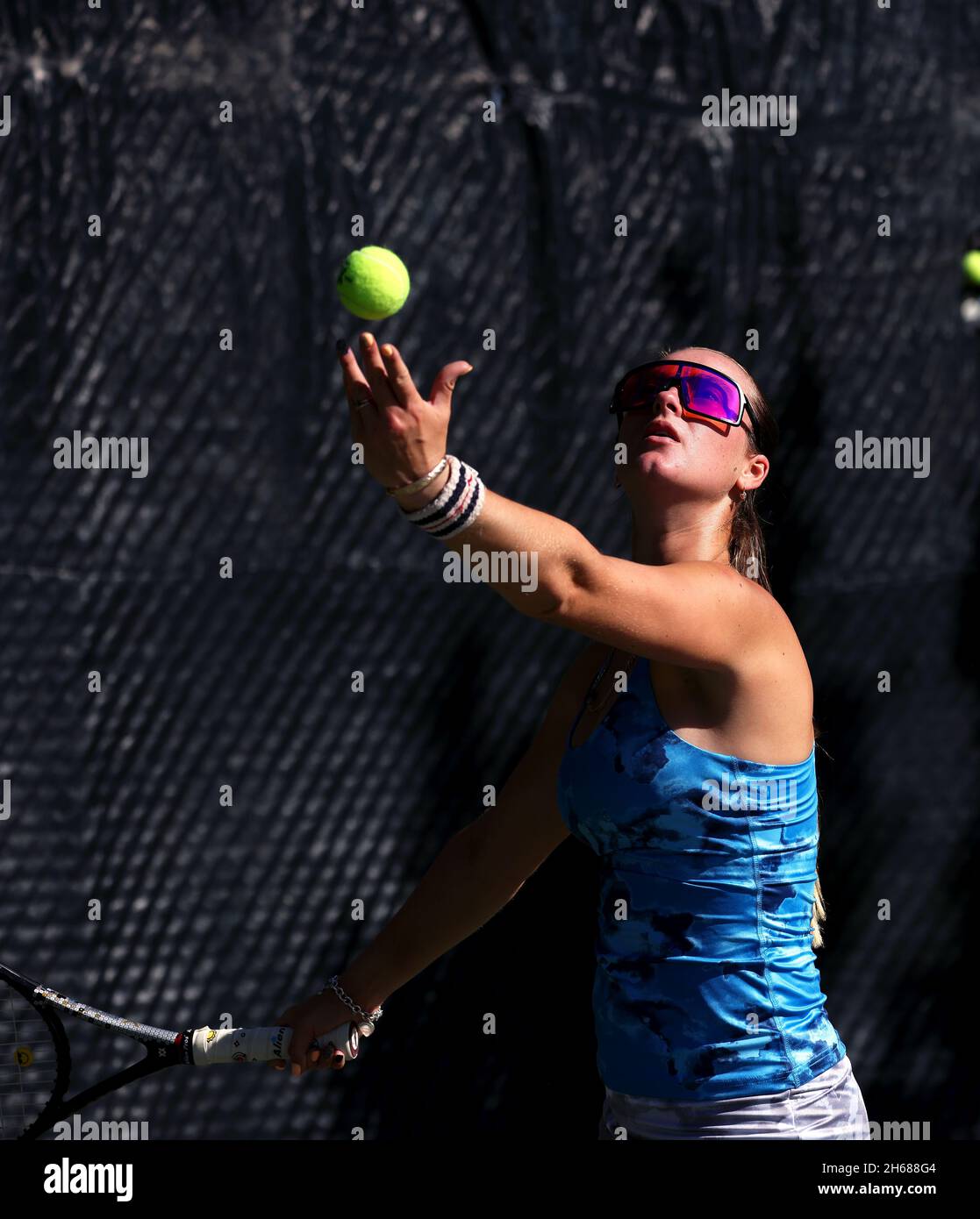 Tennis pro Marina Oetiker, jouant au Downtown tennis Club, à New York, 10/21/2021 modèle sorti Banque D'Images