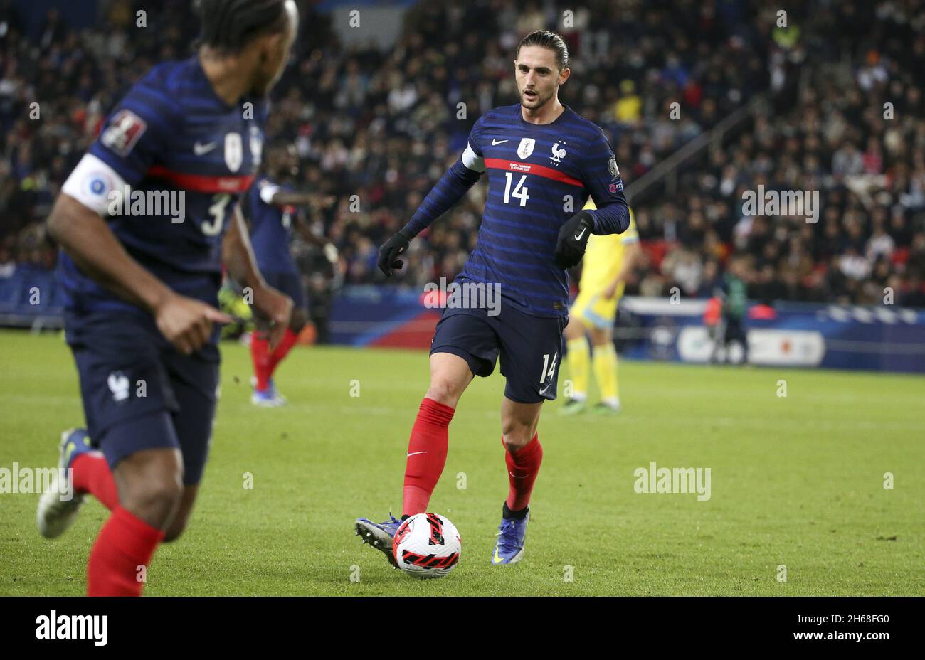 Adrien Rabiot de France lors de la coupe du monde de la FIFA 2022, match de football du groupe D qualificatifs entre la France et le Kazakhstan le 13 novembre 2021 au Parc des Princes, Paris, France - photo : Jean Catuffe/DPPI/LiveMedia Banque D'Images