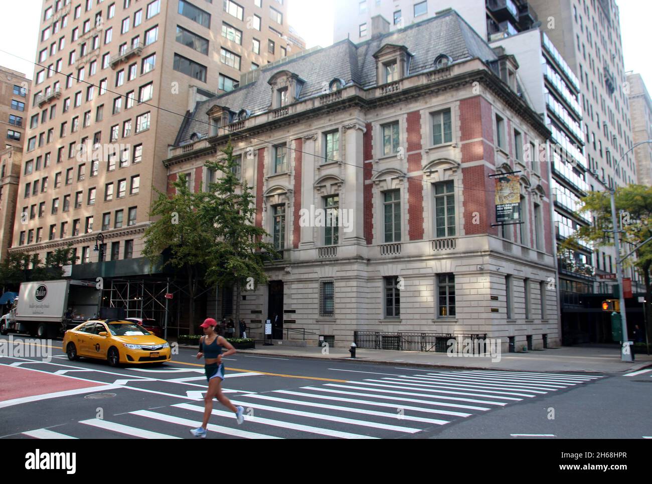 New York, États-Unis.13 novembre 2021.Vue sur la Neue Galerie.Entre le Metropolitan et le Guggenheim Museum, au milieu du Museum Mile de New York, il y a aussi un avant-poste allemand.La Neue Galerie est dédiée à l'art des pays germanophones - et est depuis 20 ans maintenant.Credit: Christina Horsten/dpa/Alay Live News Banque D'Images