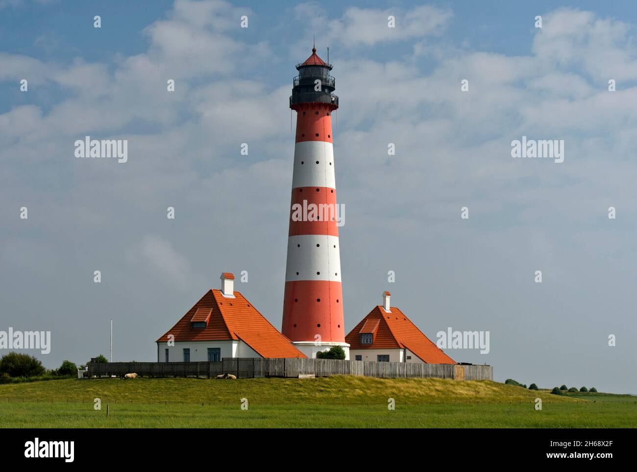 Phare Westerheversand, Westerhever, péninsule d'Eiderstedt, Parc national de la mer des Wadden du Schleswig-Holstein, Schleswig-Holstein, Allemagne Banque D'Images Phare Westerheversand, Westerhever, péninsule d'Eiderstedt, Parc national de la mer des Wadden du Schleswig-Holstein, Schleswig-Holstein, Allemagne Banque D'Images