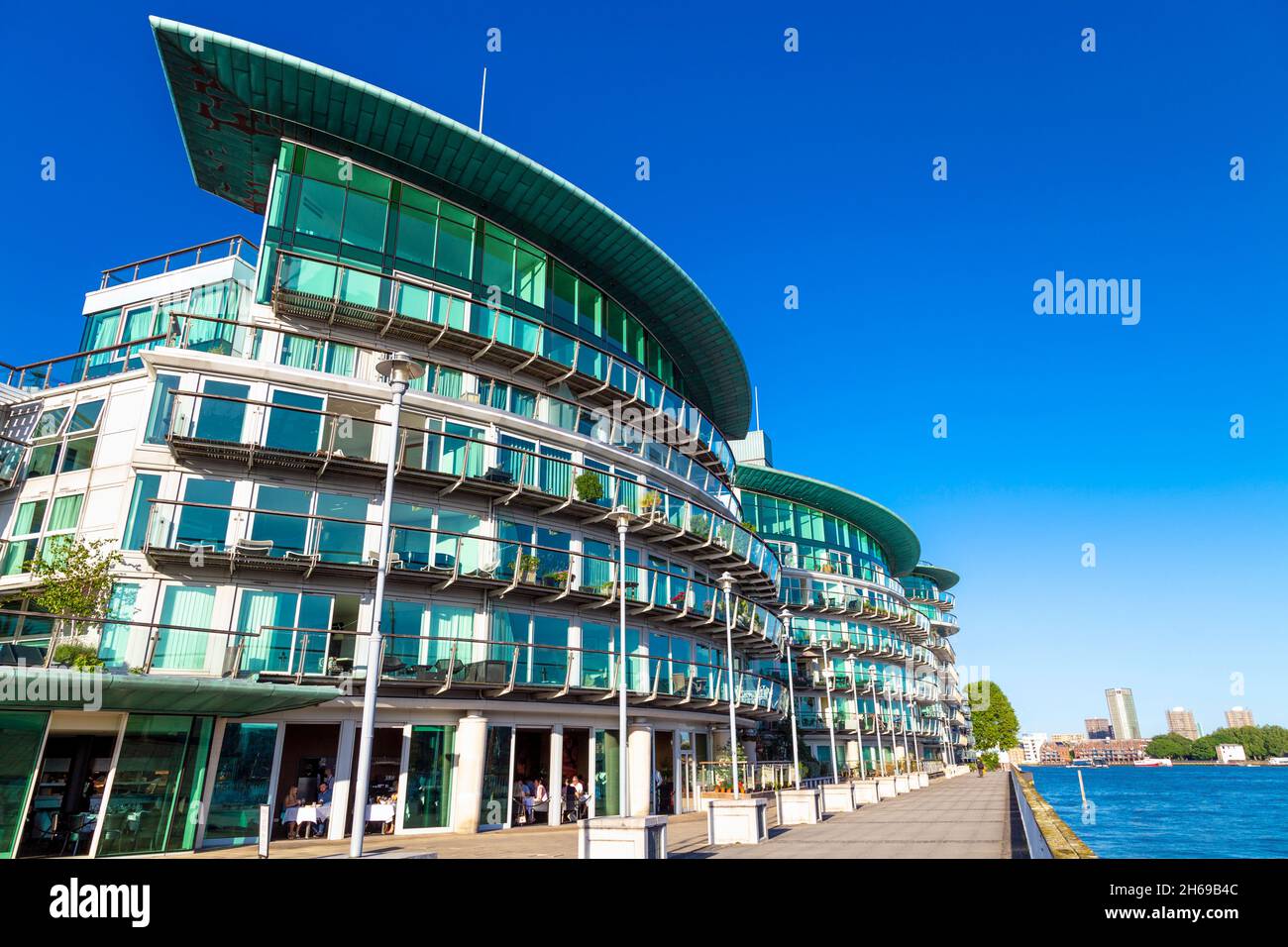 Bâtiments de Cinnabar Wharf à Wapping, Londres, Royaume-Uni Banque D'Images