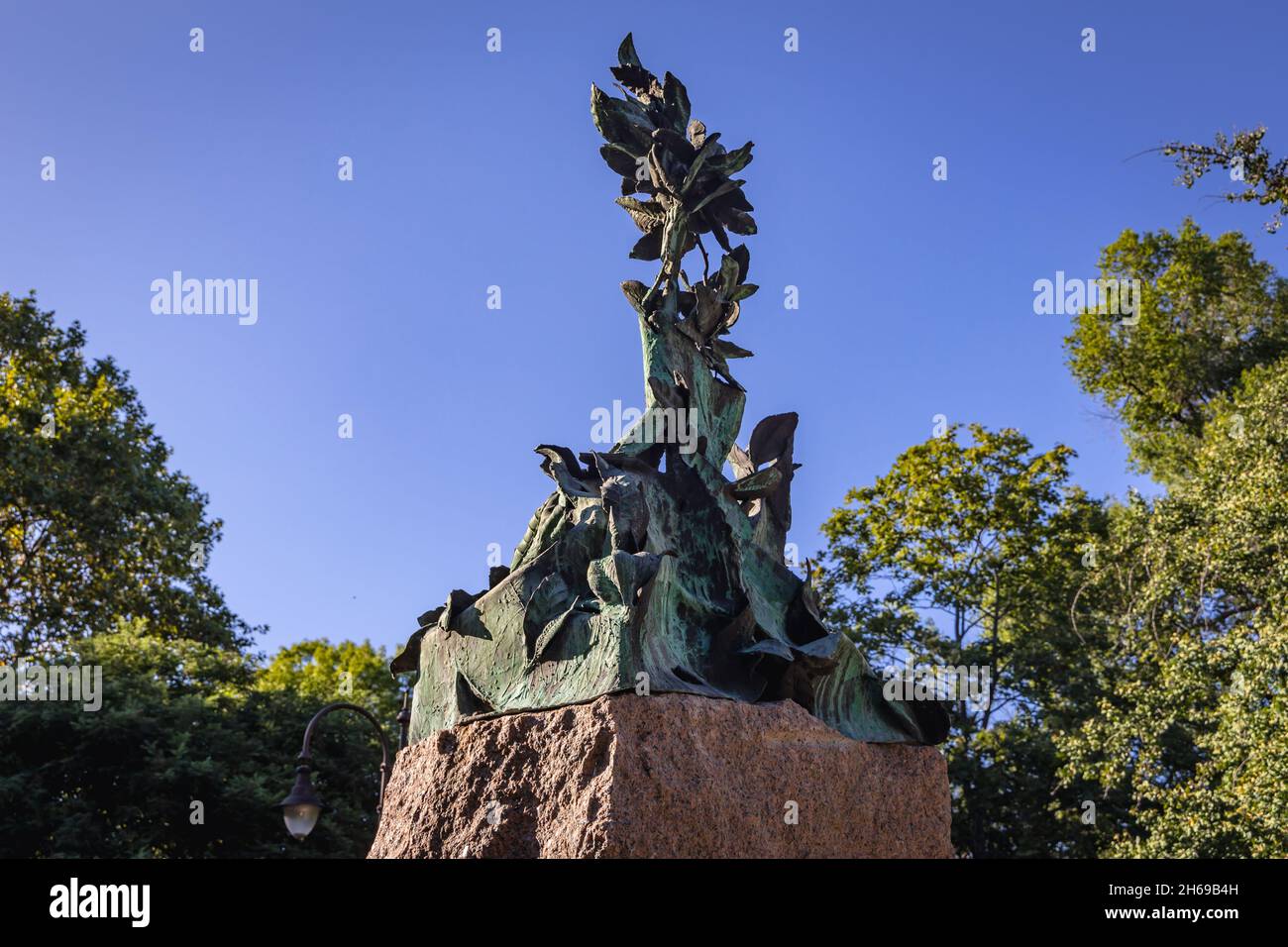 Monument Anton Novak dans le parc Sea Garden à Varna ville et station balnéaire située dans le golfe de Varna, région du nord de la Bulgarie Banque D'Images