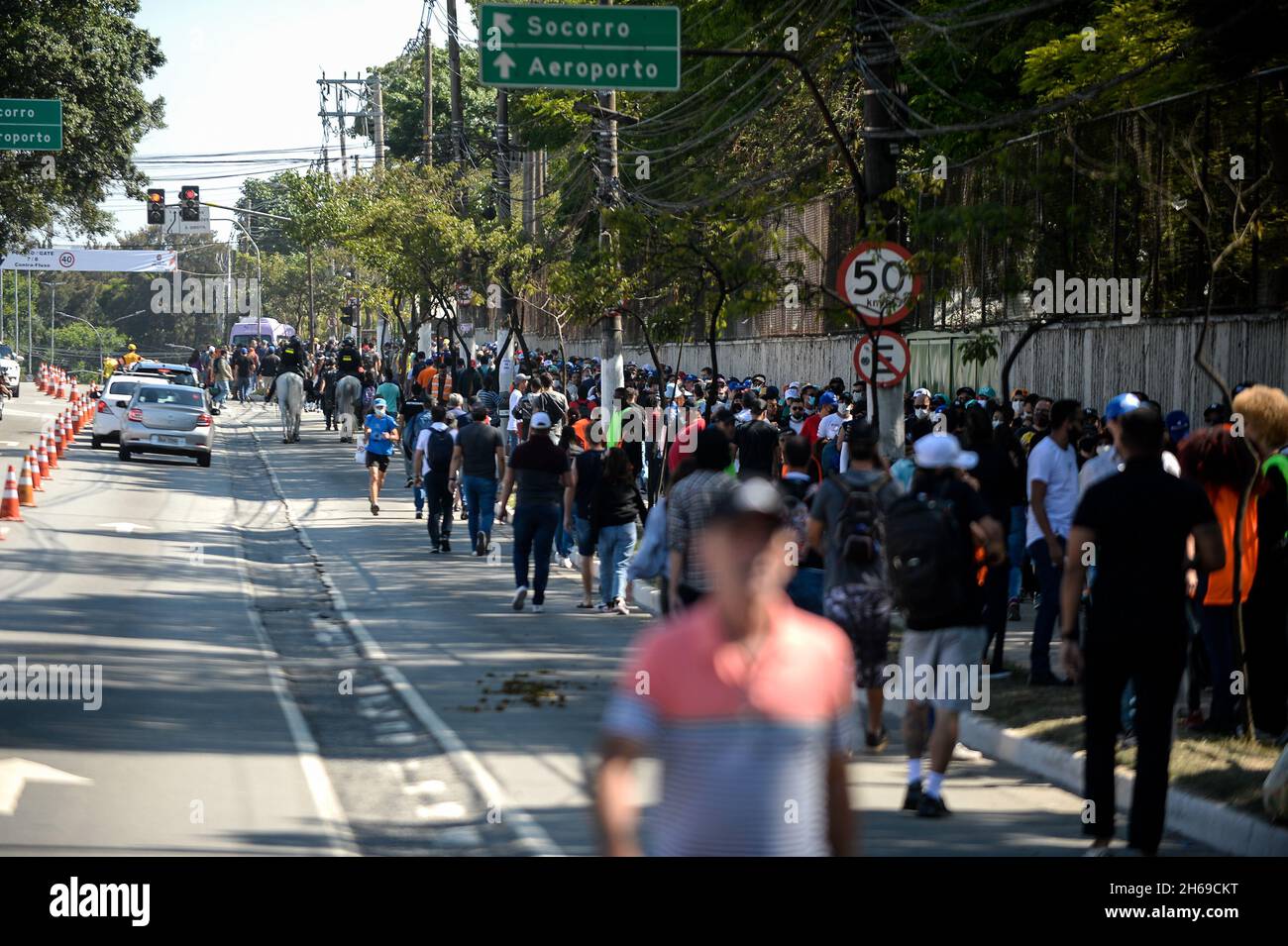 SP - Sao Paulo - 11/14/2021 - FORMULE 1 BRÉSIL 2021 GP, 2021 FORMULE 1 SAO PAULO GP - Publico commence à arriver pour le Grand Prix de Sao Paulo tenu à l'Autodrome Interlagos par le circuit mondial de Formule 1 pendant la saison 2021.Photo: Duda Bairros/AGIF/Sipa USA Banque D'Images