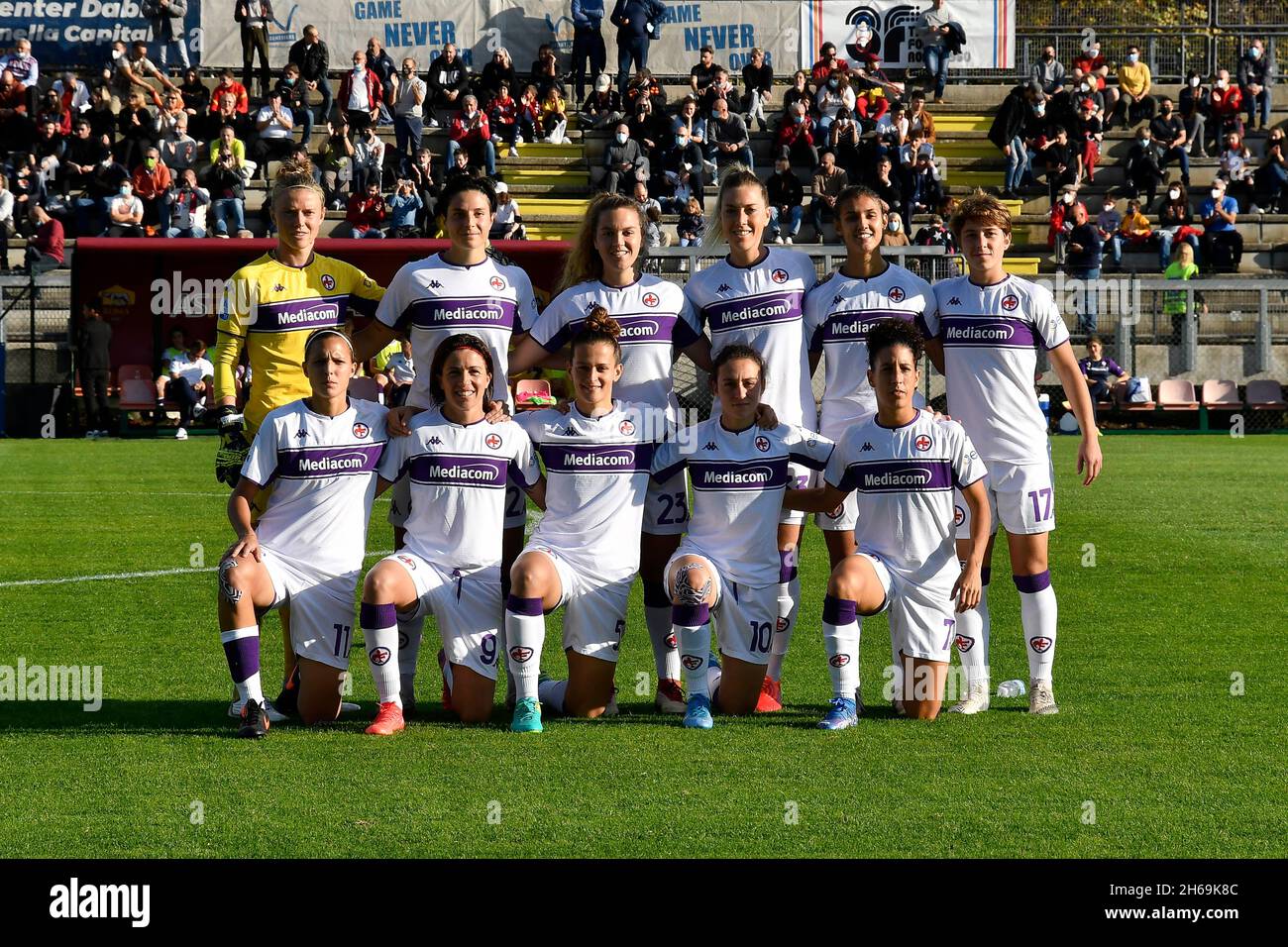 Lors de la série Un match entre A.S. Roma Women et ACF Fiorentina Femmile au stadio Tre Fontane le 14 novembre 2021 à Rome, Italie.(Photo de Domenico Cippitelli/Pacific Press) Banque D'Images