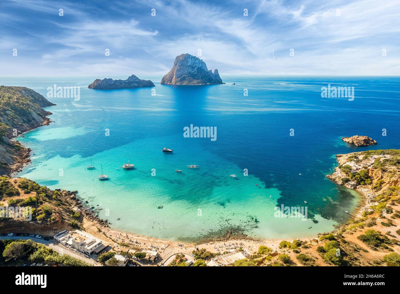 Vue aérienne de Cala d’Hort, îles d’Ibiza, Espagne Banque D'Images