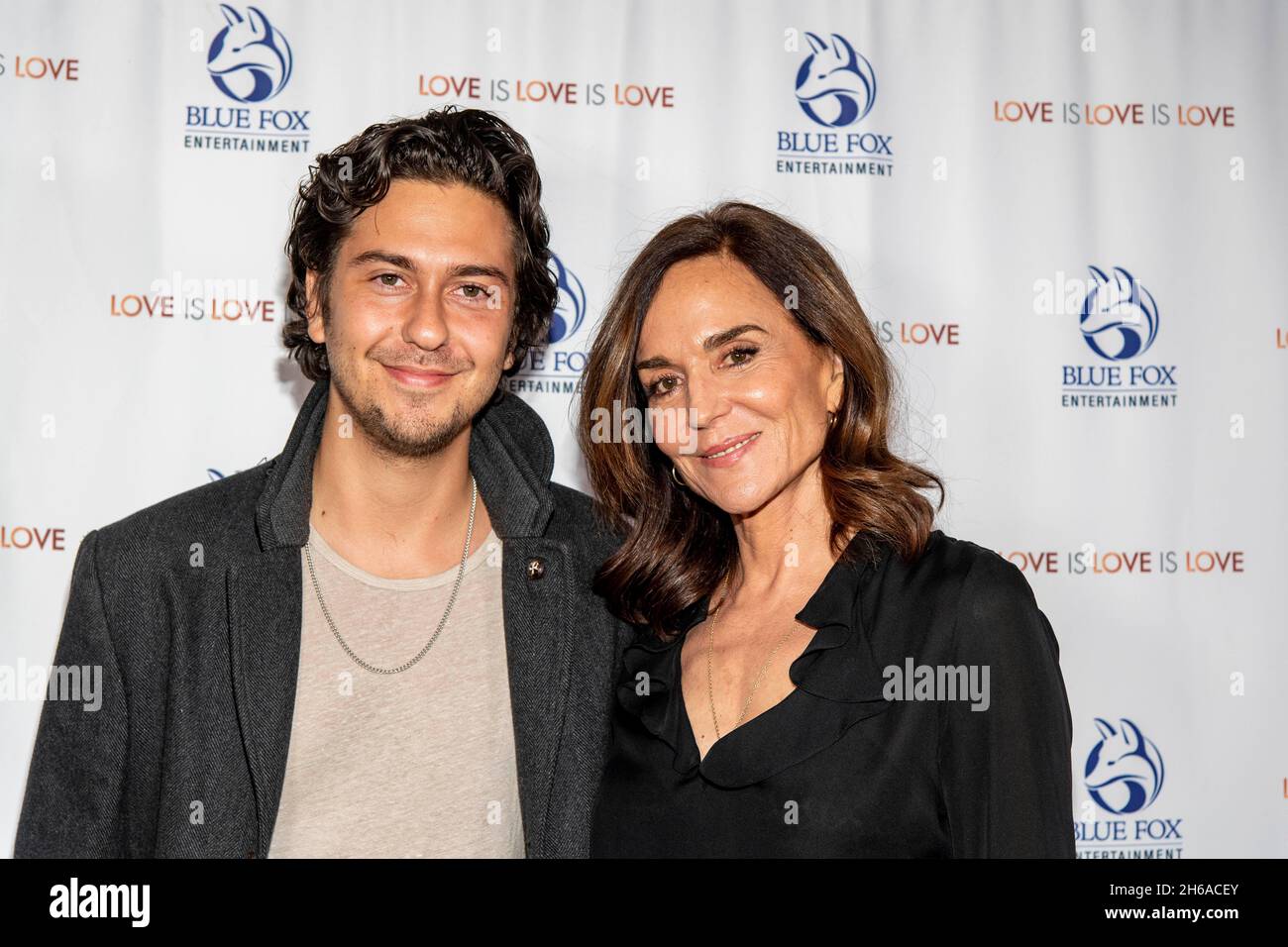 NAT Wolff, Polly Draper assiste à Blue Fox Entertainment 'Love is Love is Love is Love' Premiere Receptiong au Hotel Shangri-la, Santa Monica, CA le 13 novembre 2021 Banque D'Images