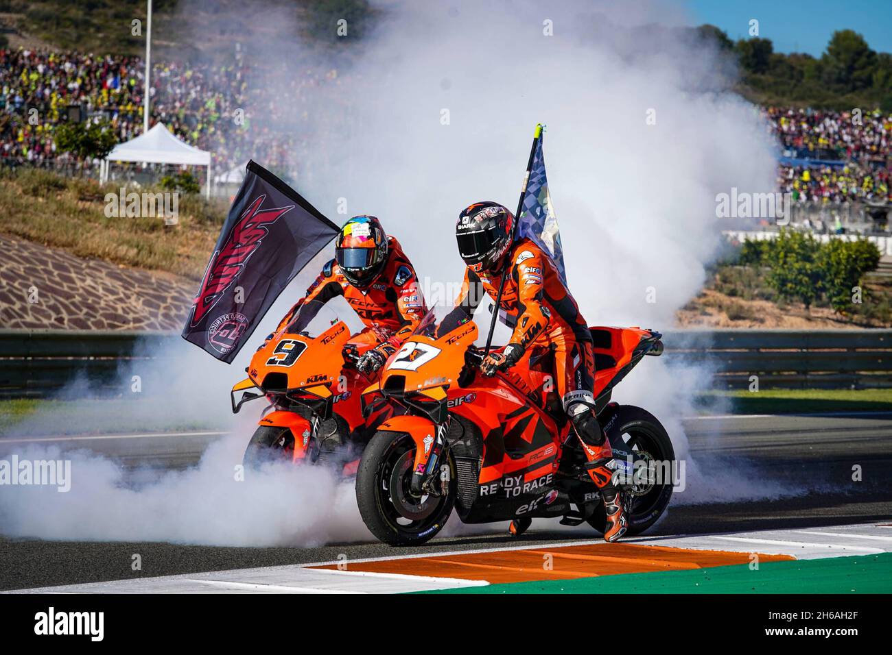 Valence, Espagne.14 novembre 2021.Courses de MotoGP Grand Prix Motul de  Comunidad Valenciana au circuit Ricardo Tormo, Valence, 14 novembre 2021 en  photo:Lecuona et Petrucci Carreras del Gran Premio Motul de la Comunidad