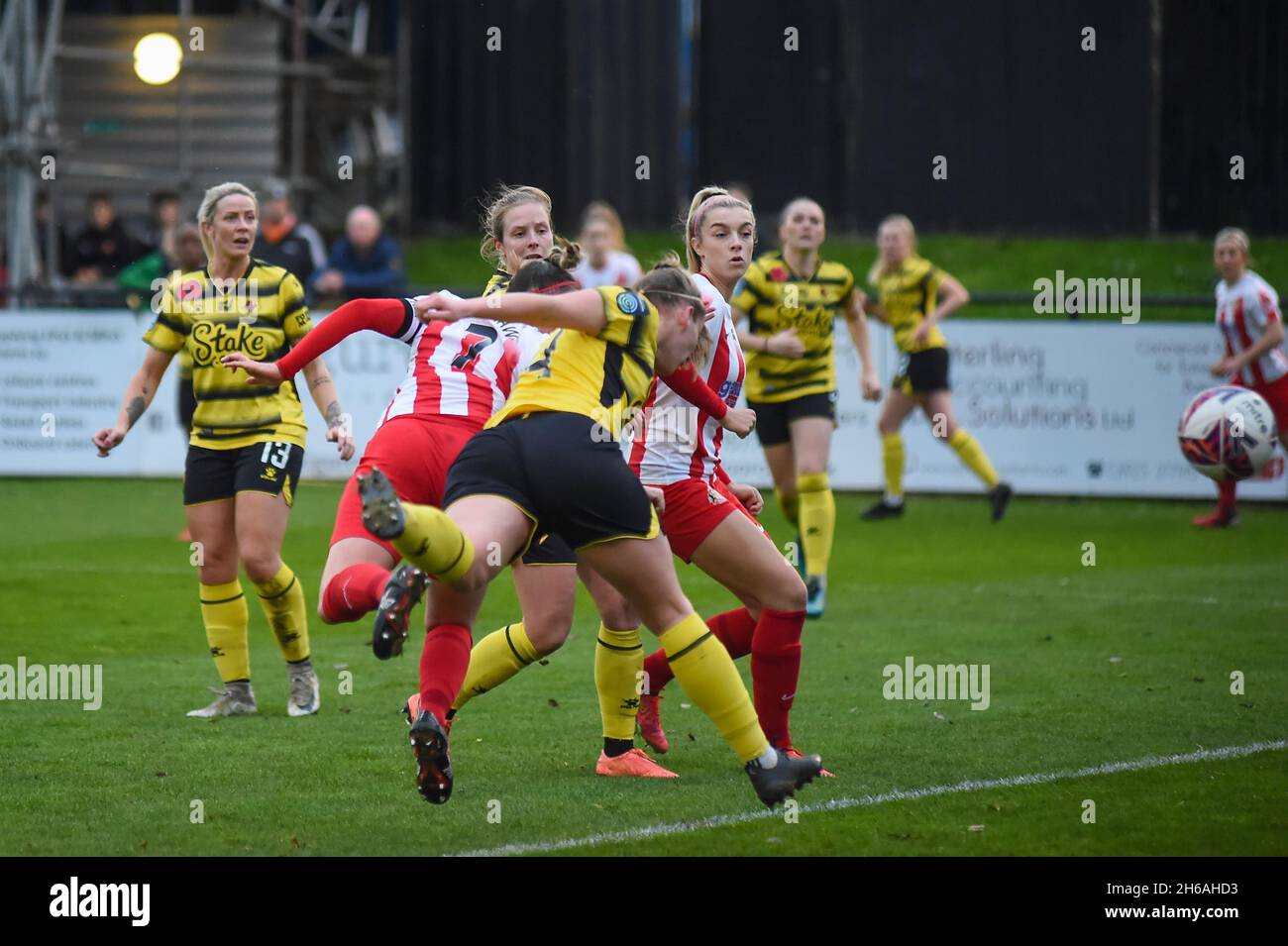 Londres, Royaume-Uni.14 novembre 2021.Kings Langley, Angleterre, novembre Keira Ramshaw ( 7 Sunderland) se dirige à la maison pendant le championnat FA Womens entre Watford et Sunderland AFC au stade orbital Fasteners - Angleterre.Crédit: SPP Sport presse photo./Alamy Live News Banque D'Images