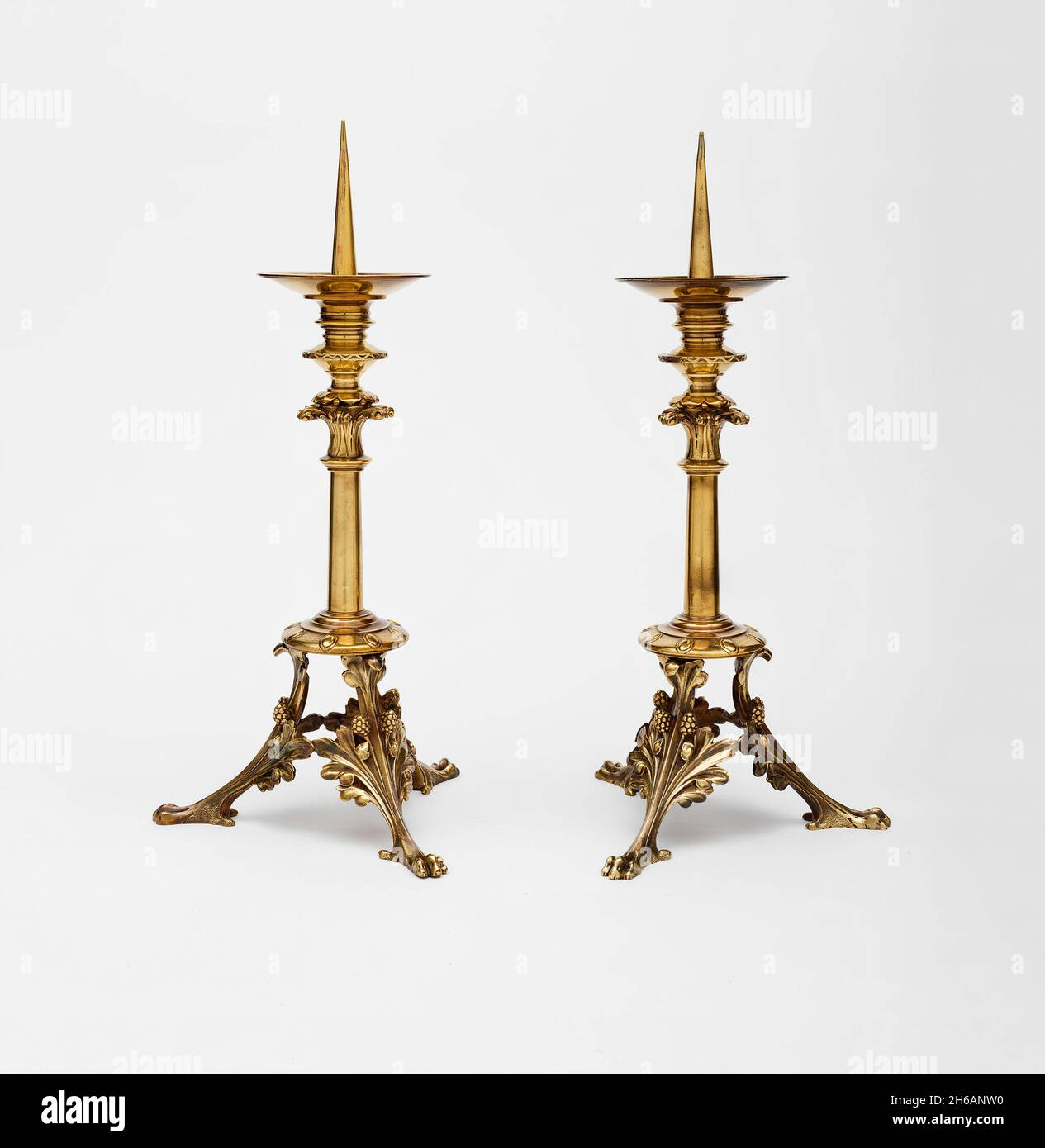 Paire de chandeliers d'autel, Paris, 1862. Banque D'Images